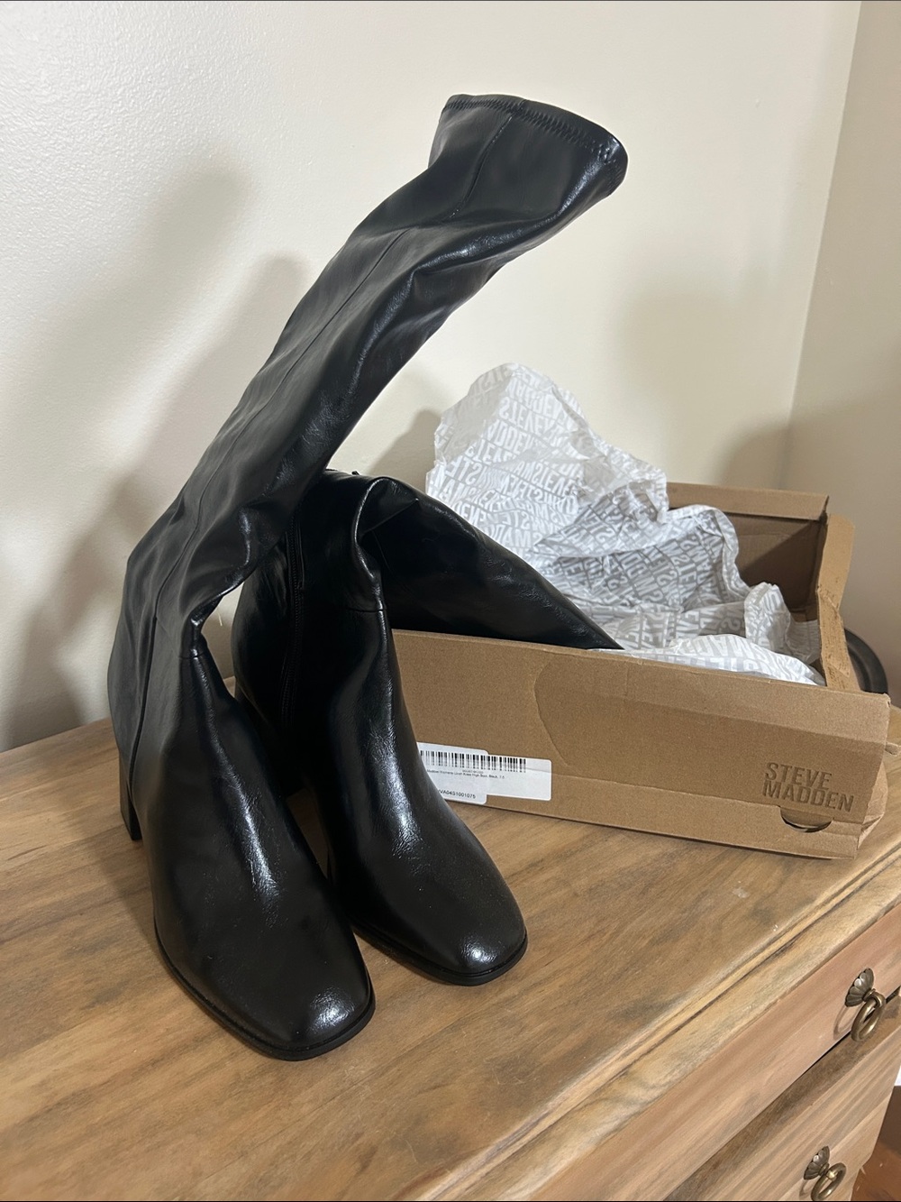 Steve Madden Livah knee high black Boots 7.5